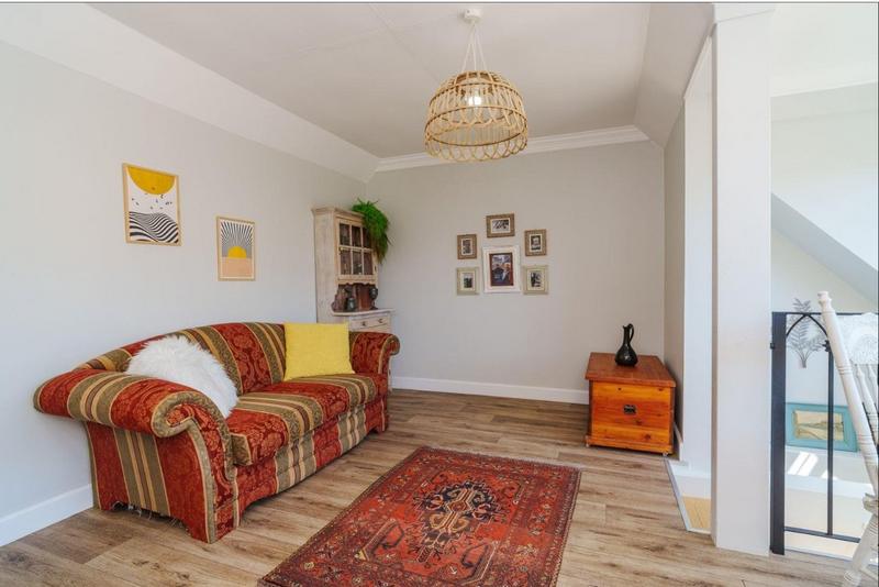 7 Bedroom Property for Sale in Fish Hoek Western Cape